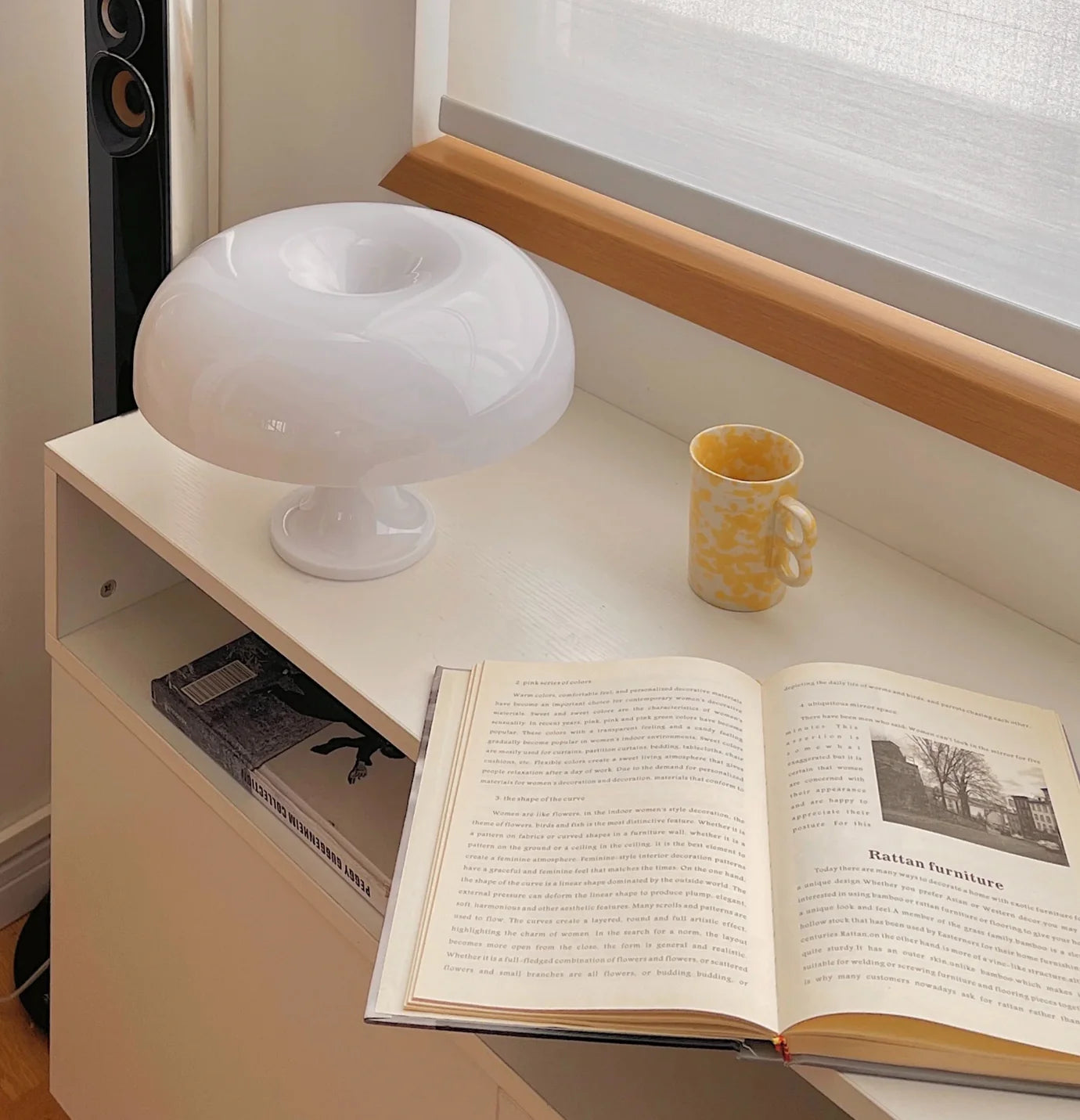 Bedside Mushroom Design Lamp - Lucente Retro - Warming Light