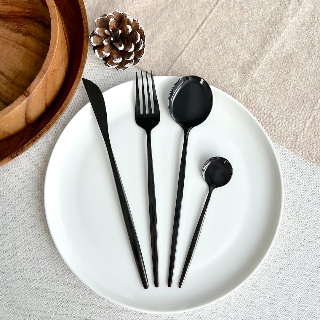 Black Modern Design Flatware Set - Care Material - Sacrificing Style