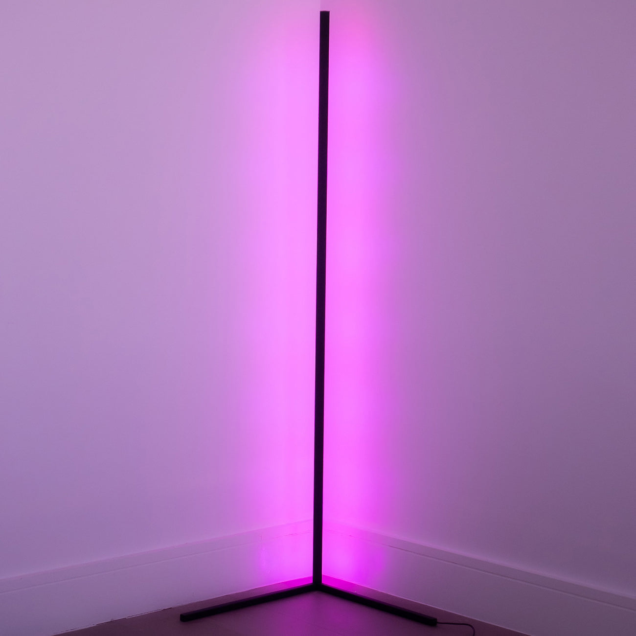 Corner Modern Floor Light - Perfect Design - Led Energy