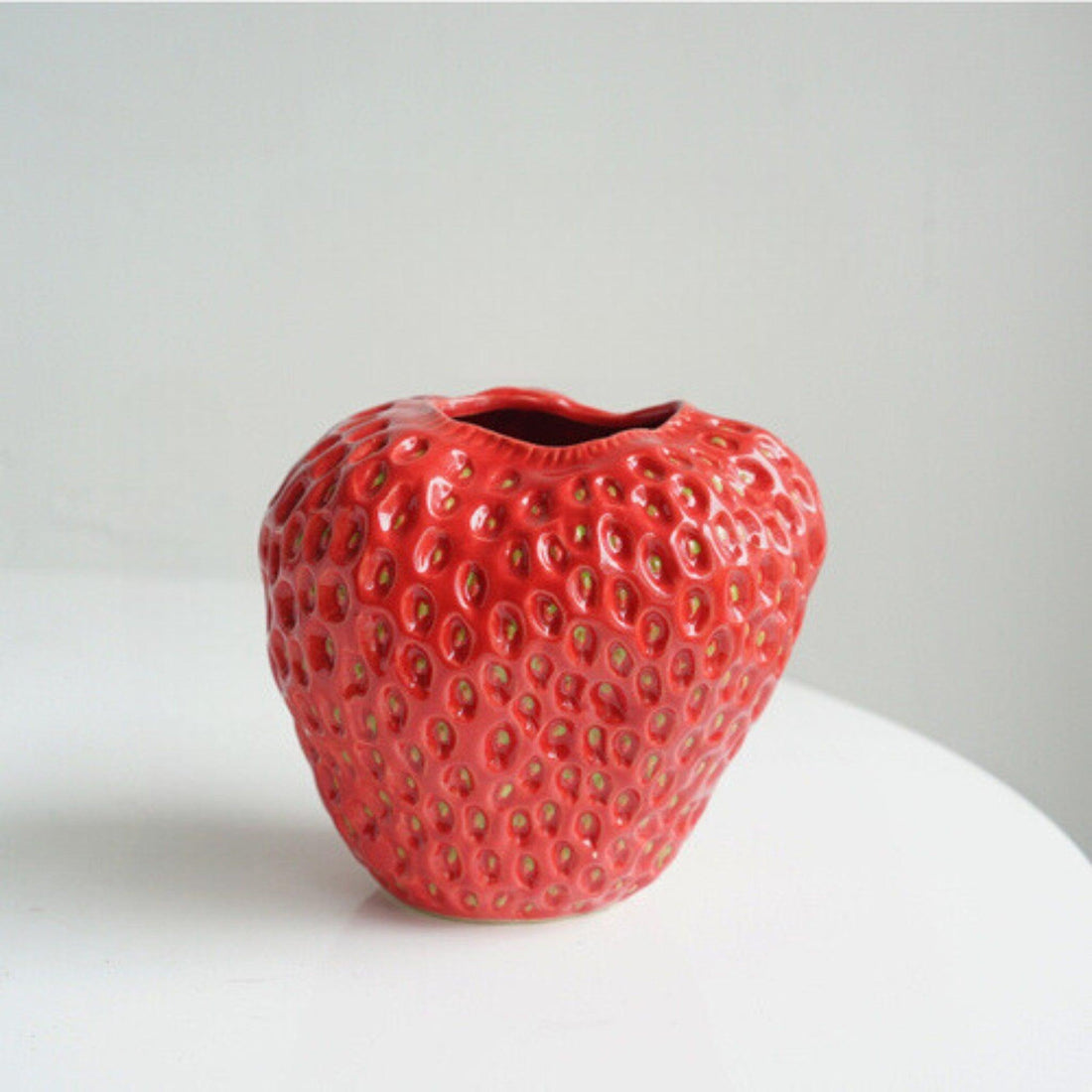 Strawberry Style Vase - Unique Design - Versatile Use