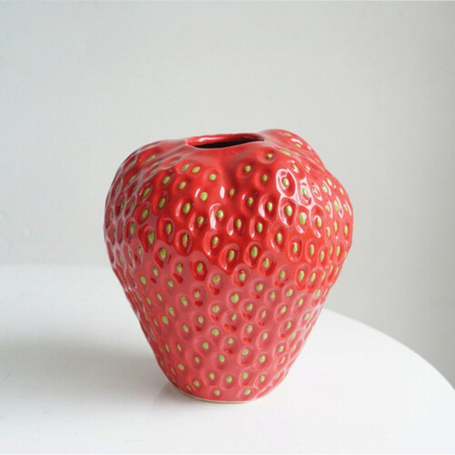 Strawberry Style Vase - Unique Design - Versatile Use