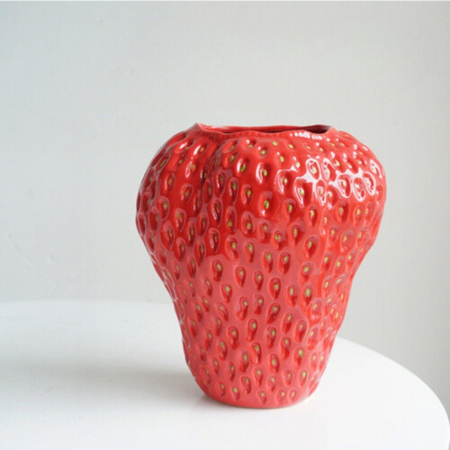 Strawberry Style Vase - Unique Design - Versatile Use