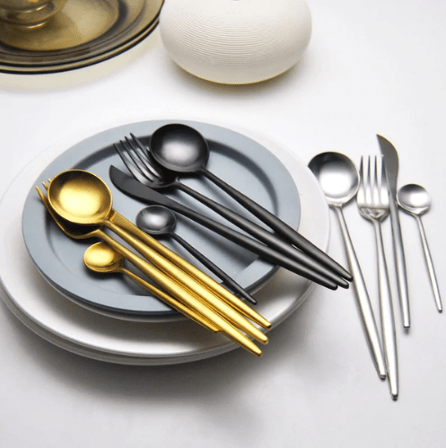 Luxury Cutlery Set – Stainless Steel Gold & Silver – 24 Pieces – Elegant Dining Flatware