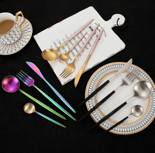 Luxury Cutlery Set – Stainless Steel Gold & Silver – 24 Pieces – Elegant Dining Flatware