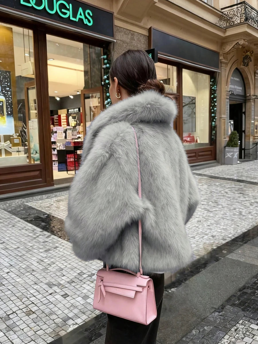 Women's Retro High-End Faux Fur Short Jacket, Loose Version Fashion Casual Coat Winter