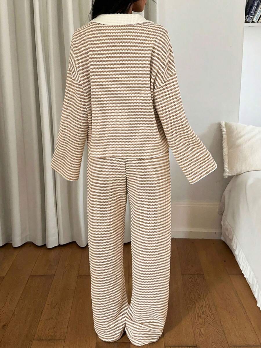 Striped Oversized Lounge Set – V-neck – 2 Piece Knit Outfit