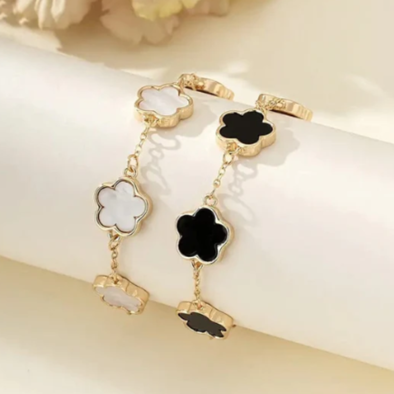 2PC Set Five Leaf Flower Clove Bracelet