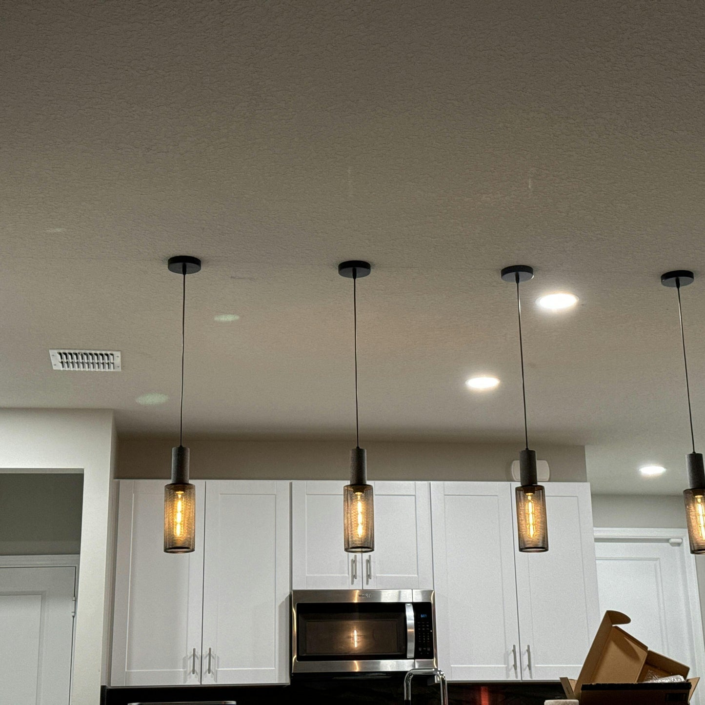 Industry Concrete Pendant Light - Adjustable Wire - Vintage Element