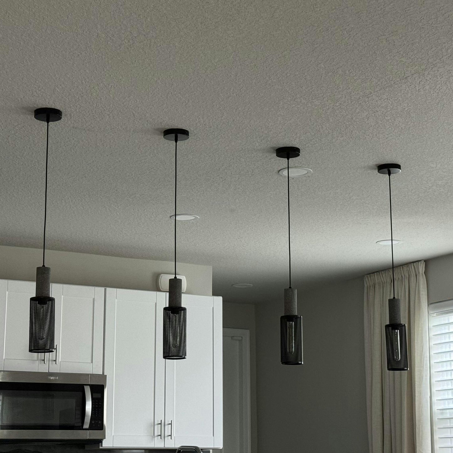 Industry Concrete Pendant Light - Adjustable Wire - Vintage Element