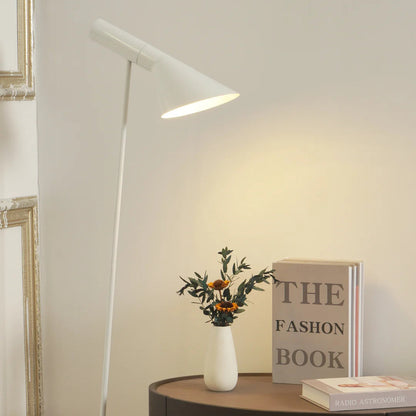 Modern Floor Lamp - Nordic style - Metal Material