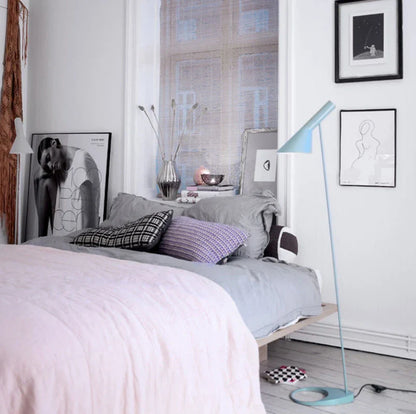 Modern Floor Lamp - Nordic style - Metal Material
