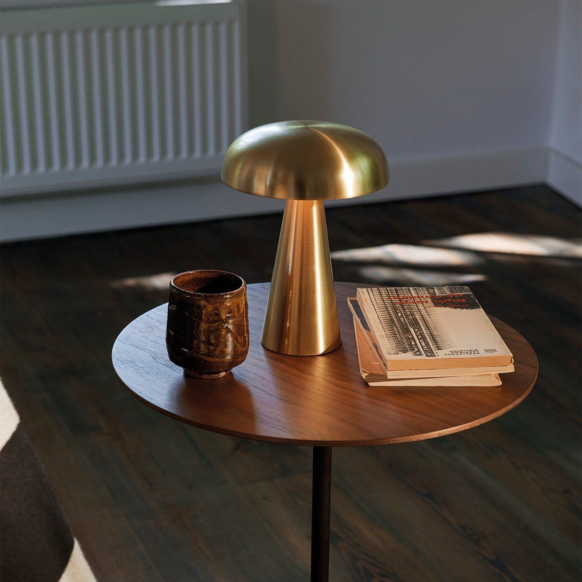 Modern LED Mushroom Lamp - Cordless - Rechargeable - Brass Gold