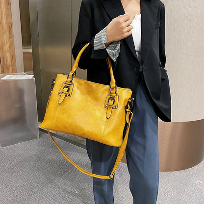 Simple Single Leather Shoulder Bag - Swiss Craftsmanship