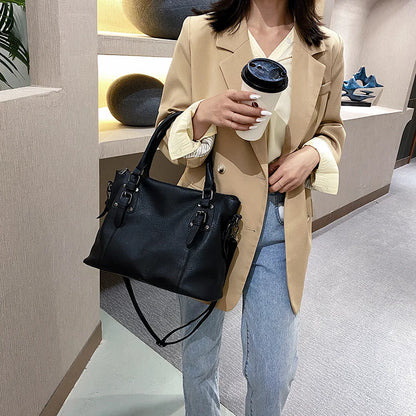 Simple Single Leather Shoulder Bag - Swiss Craftsmanship
