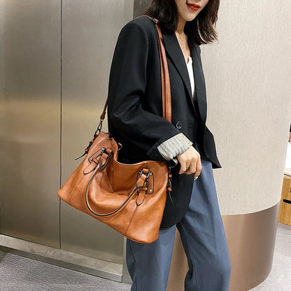 Simple Single Leather Shoulder Bag - Swiss Craftsmanship