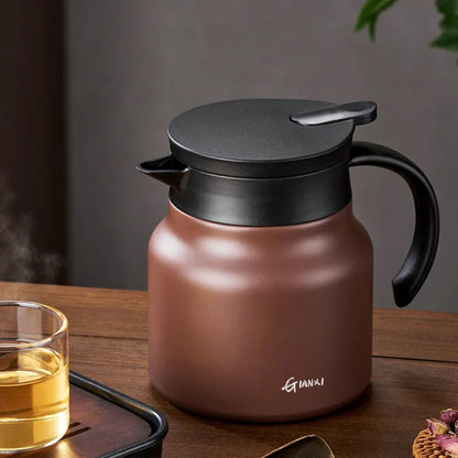 Stewed Tea Pot Insulated - Built in Infuser - 800ml Capacity - Ceramic & Stainless Steel - Modern Tea Pot