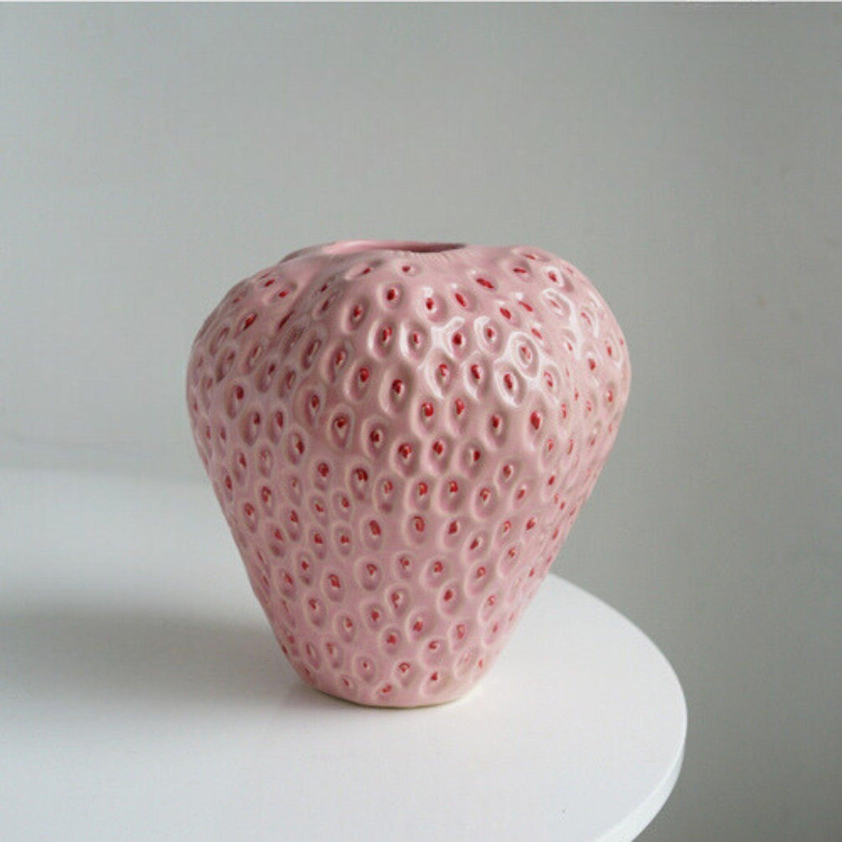 Strawberry Style Vase - Unique Design - Versatile Use