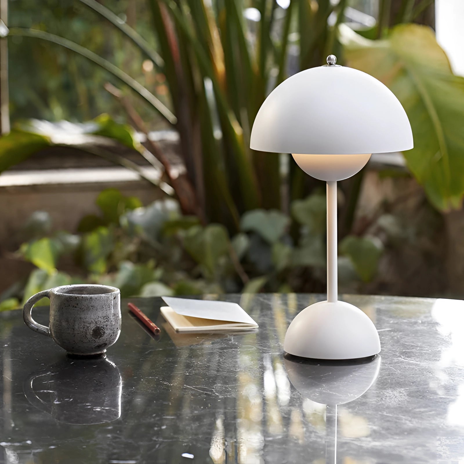 White Mushroom Lamp Table - Led - Retro - Cordless Portable - Metal - Rechargeable