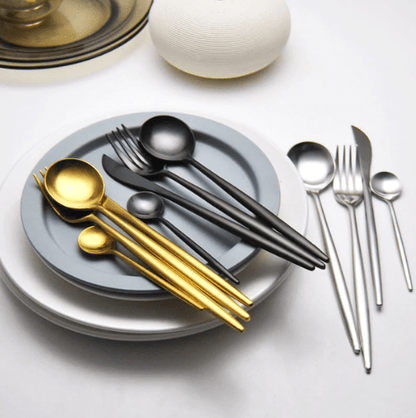 Luxury Cutlery Set – Stainless Steel Gold & Silver – 24 Pieces – Elegant Dining Flatware
